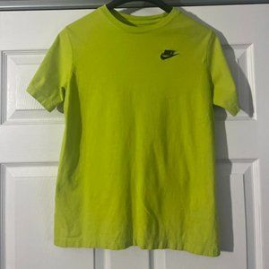 Nike Youth Boys T Shirt Size